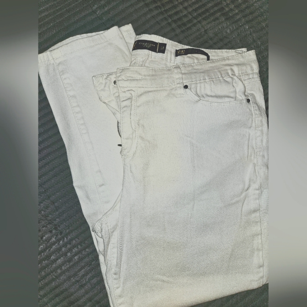 Kardashian premium denim ankle curvy skinny capri's